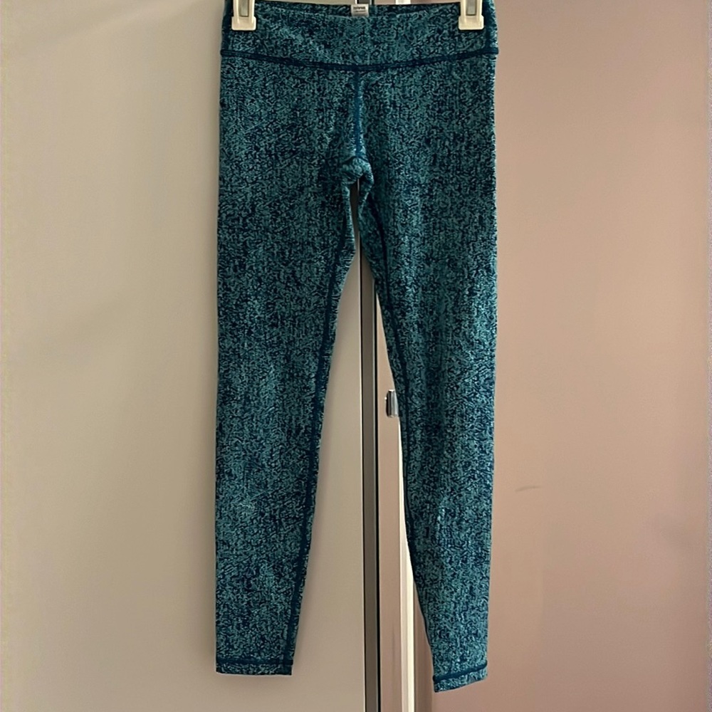 IVIVVA by lululemon Teal Rhythmic Tight
